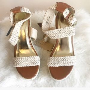 🎈NWT wedges